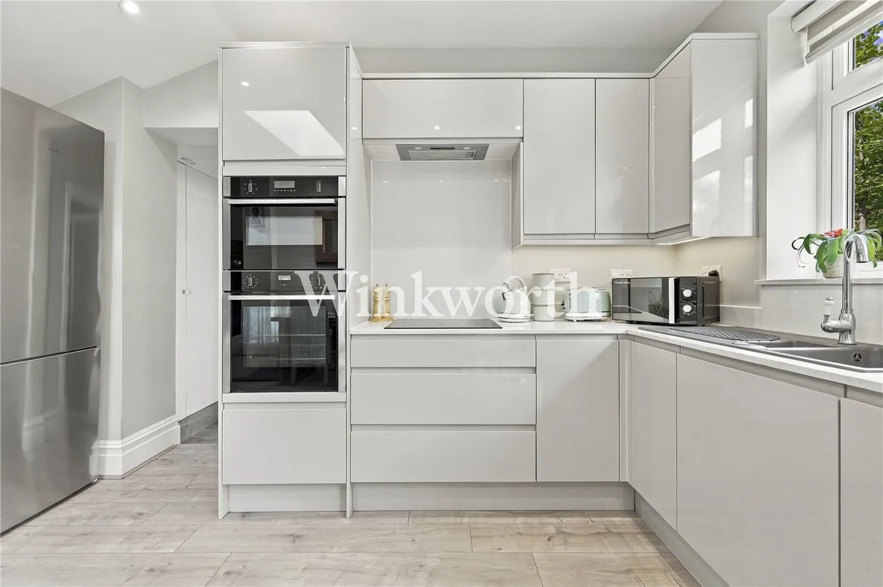 Woodberry Avenue London N21, photo 4