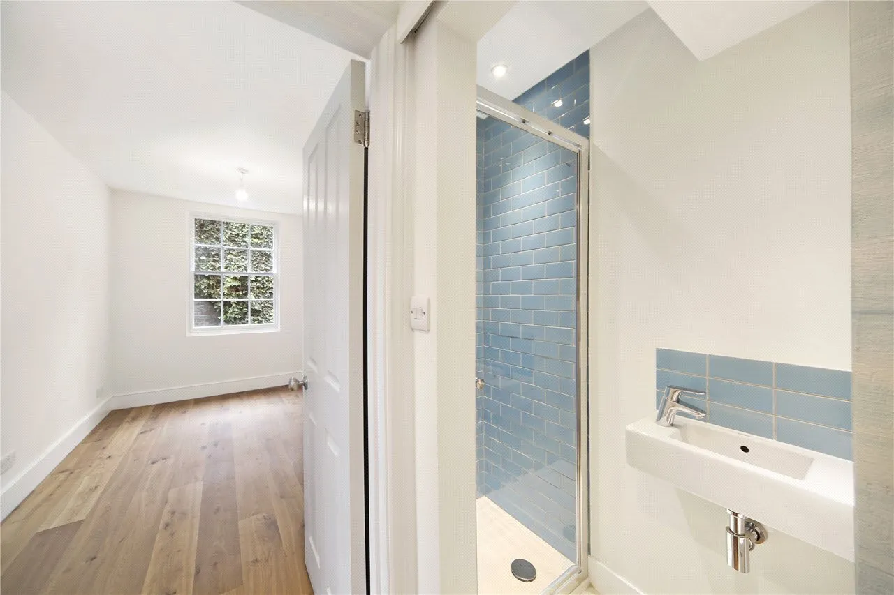 Gloucester Avenue, London, NW1, photo 11