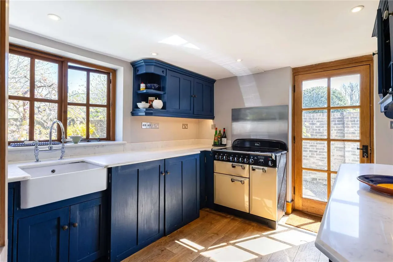 Bottom Road, St. Leonards, Tring, Buckinghamshire, HP23 6LJ, photo 11
