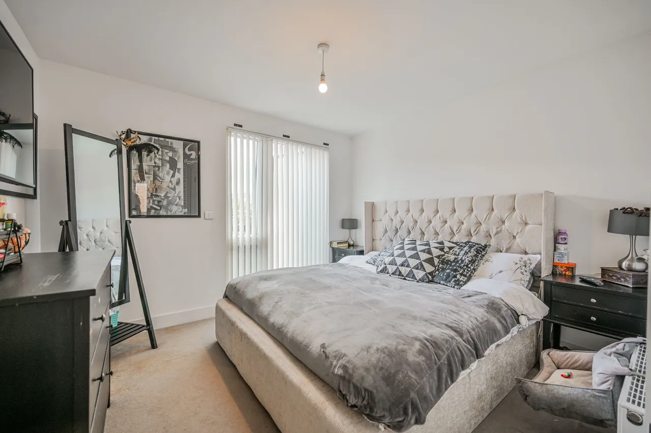 295d, Hermitage Road, LONDON, photo 11