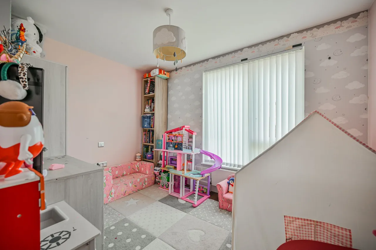 295d, Hermitage Road, LONDON, photo 6