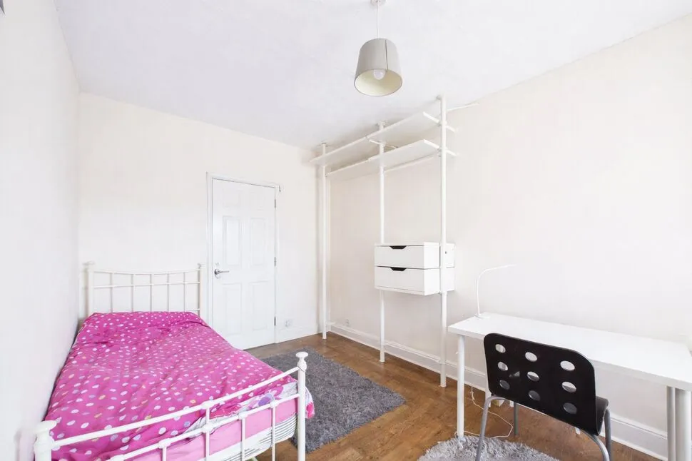 Ivy Road, Northampton, NN1, photo 9