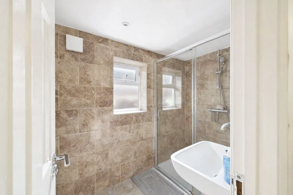 Ivy Road, Northampton, NN1, photo 11
