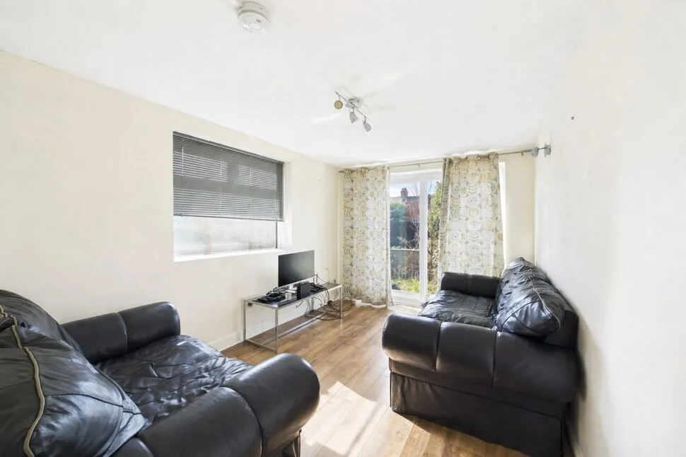 Ivy Road, Northampton, NN1, photo 3