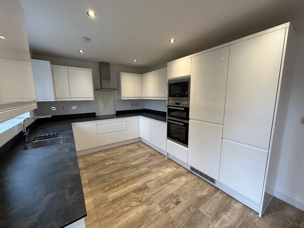 Salter Close, Raunds, NN9, photo 3