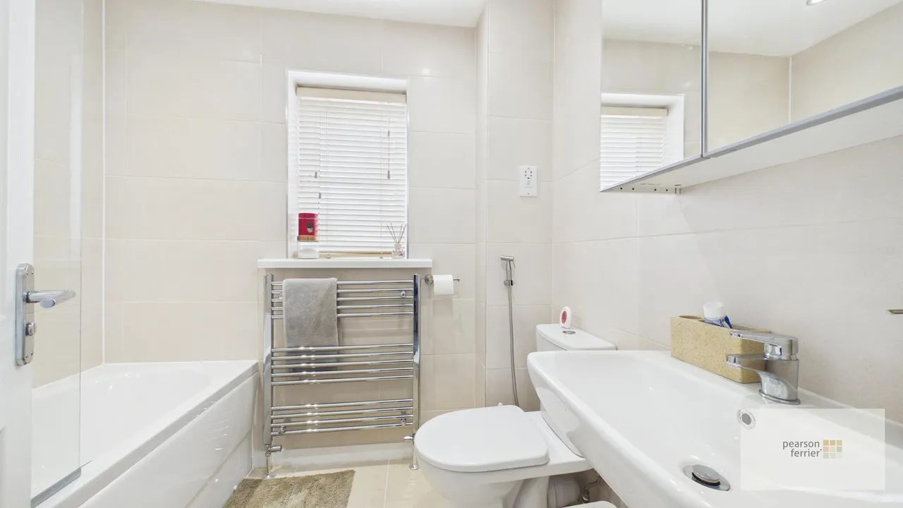 Lowes Road, Bury, BL9 6PJ, photo 18