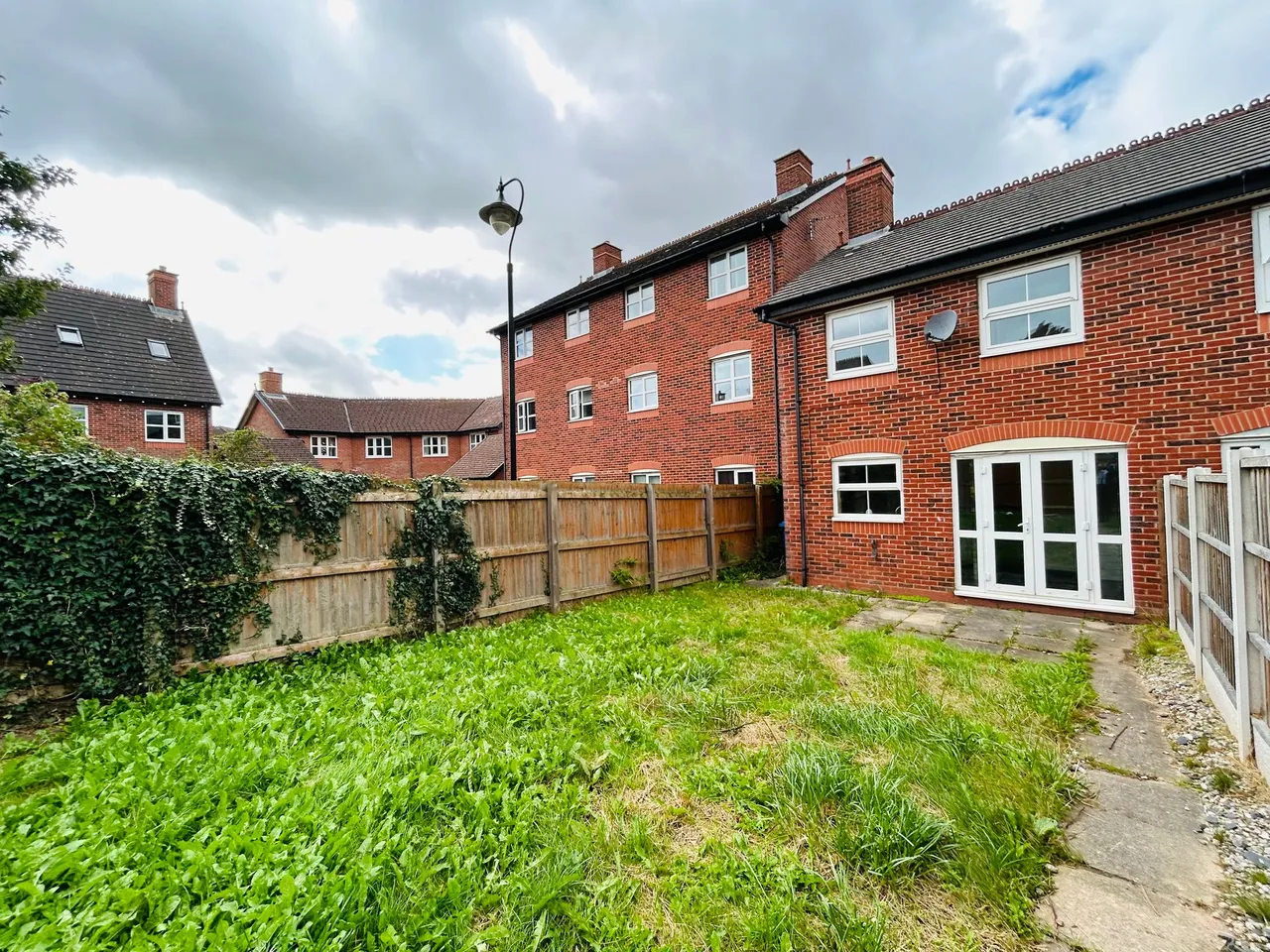 Wellcroft Gardens, Lymm, photo 4