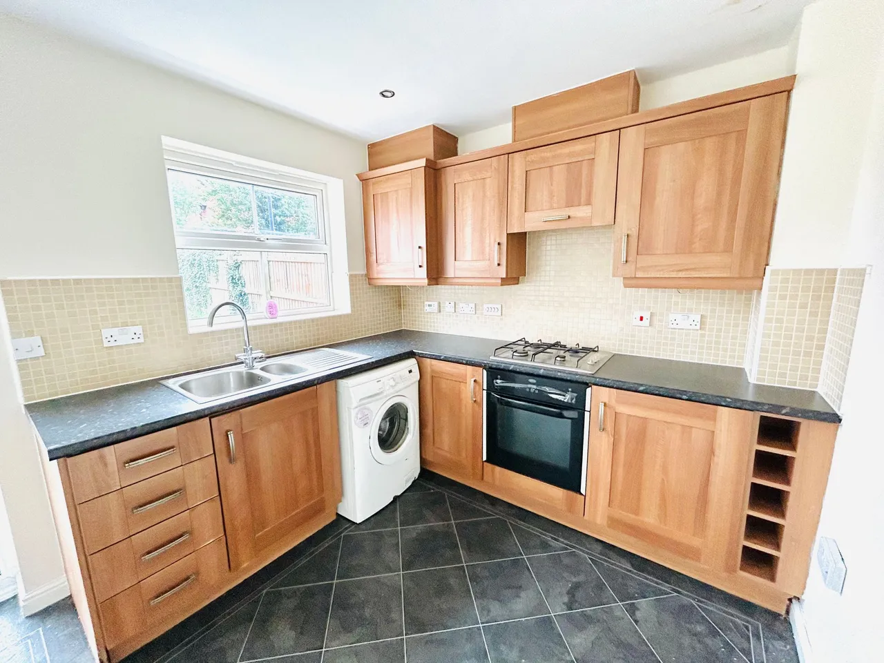 Wellcroft Gardens, Lymm, photo 2