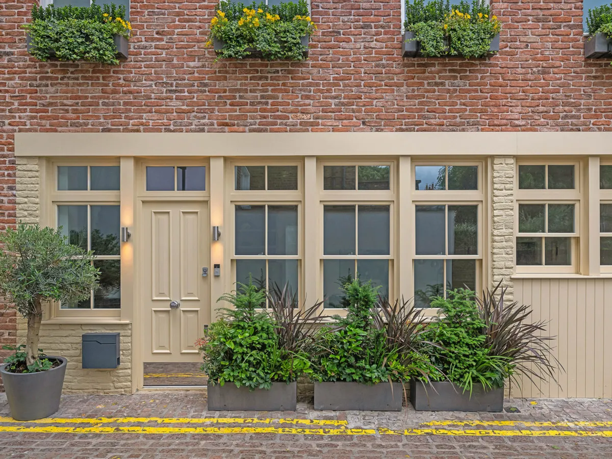 Lexham Mews, London, W8, photo 6