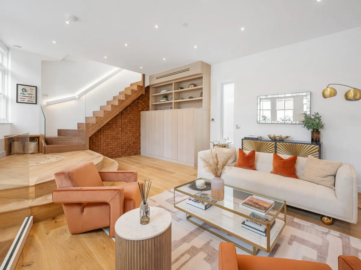 Lexham Mews, London, W8, photo 3
