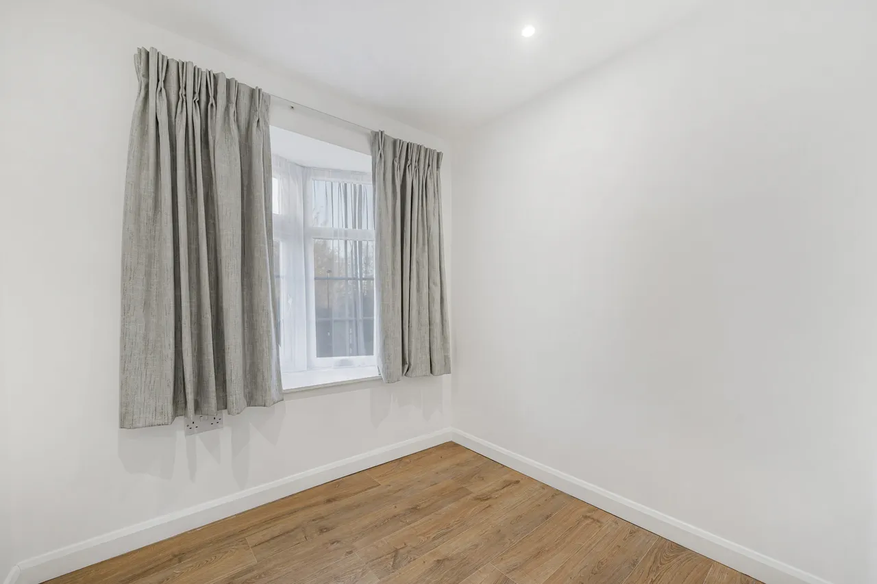 Latymer Road, London, N9, photo 10