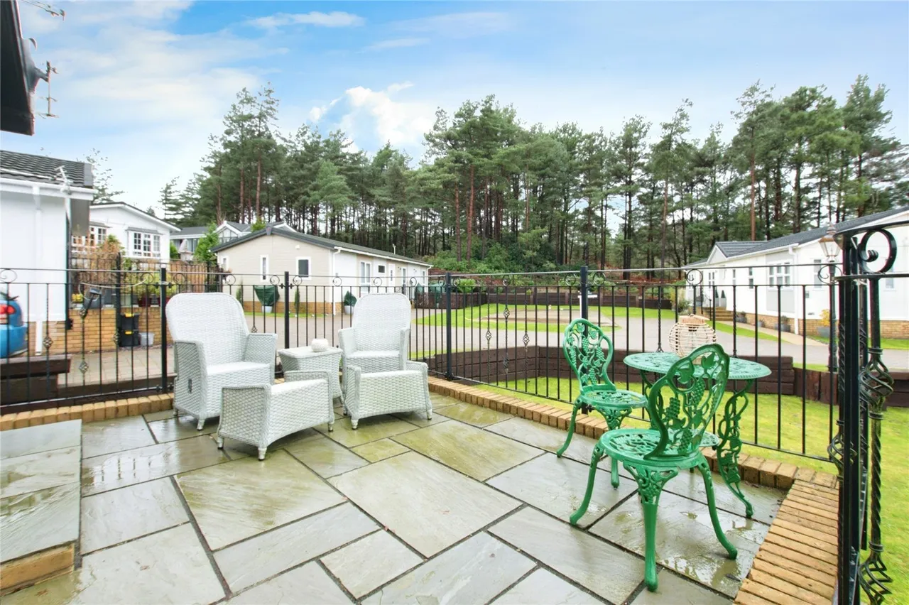 Maple Walk, Ringwood, BH24, photo 15