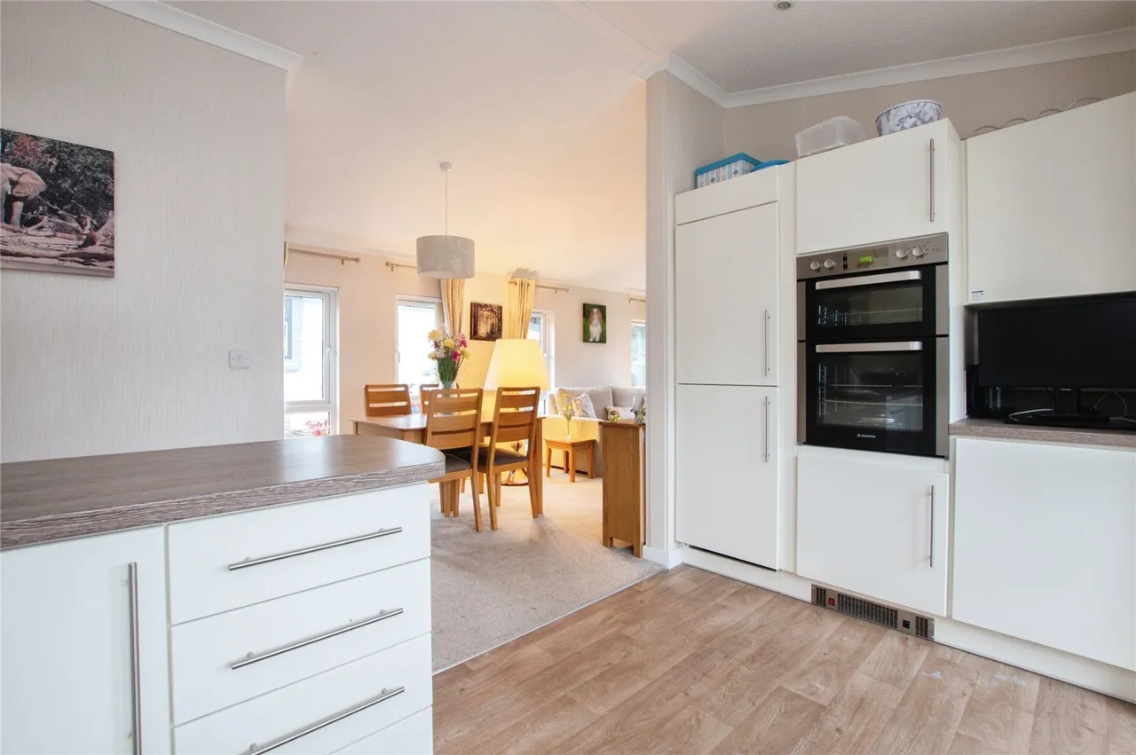 Maple Walk, Ringwood, BH24, photo 3