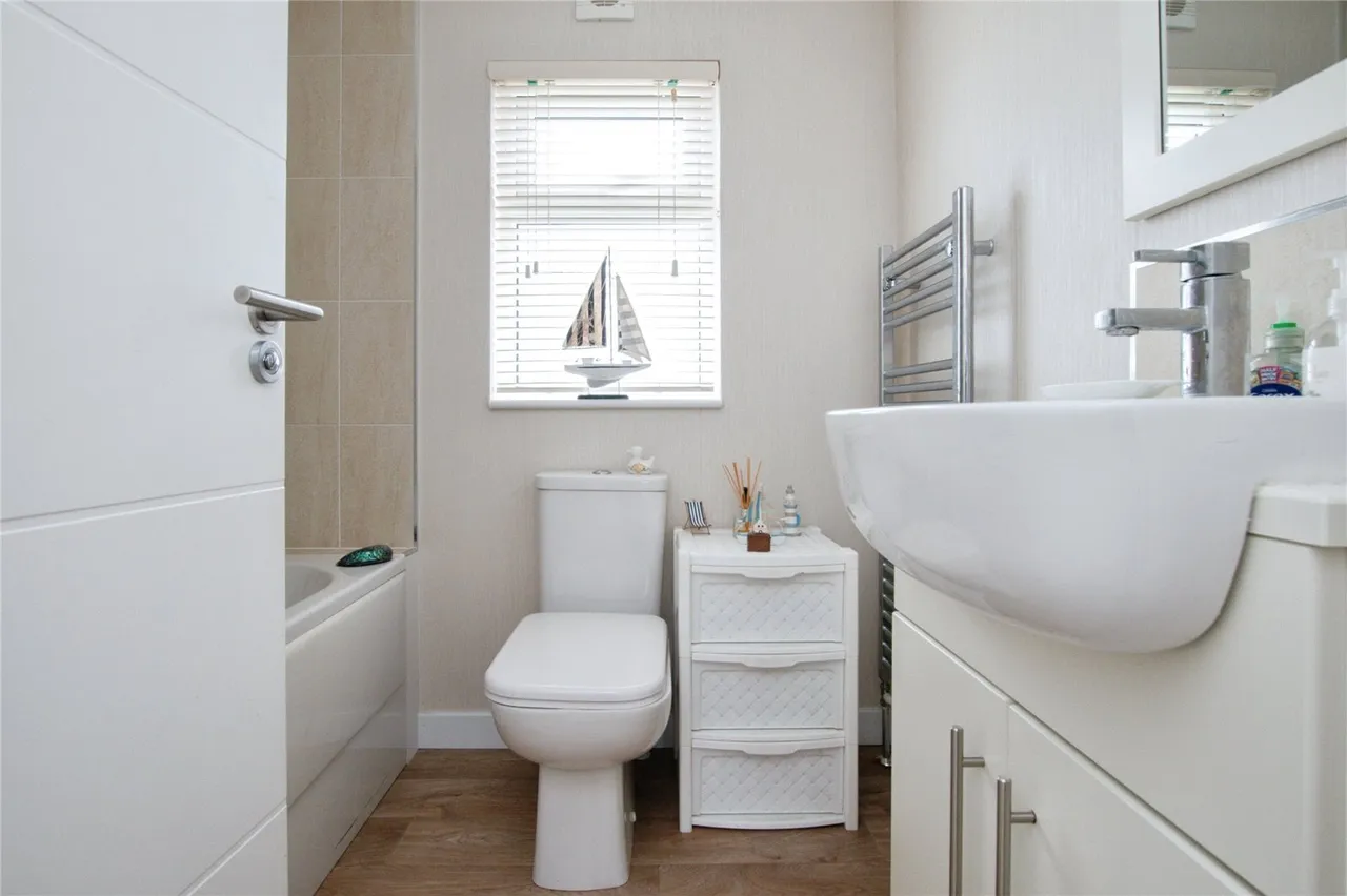 Maple Walk, Ringwood, BH24, photo 14