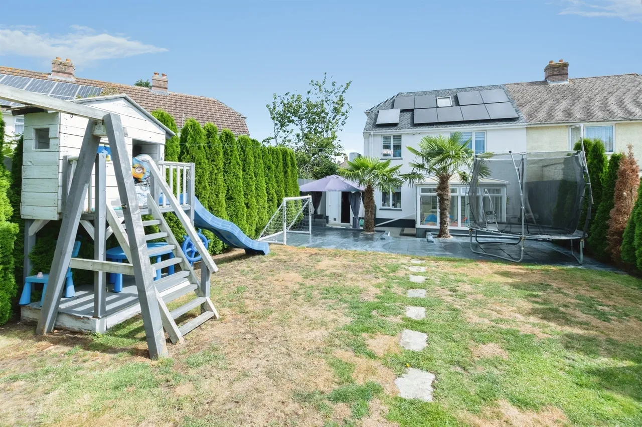 Batchelor Road, Bournemouth, BH11, photo 3