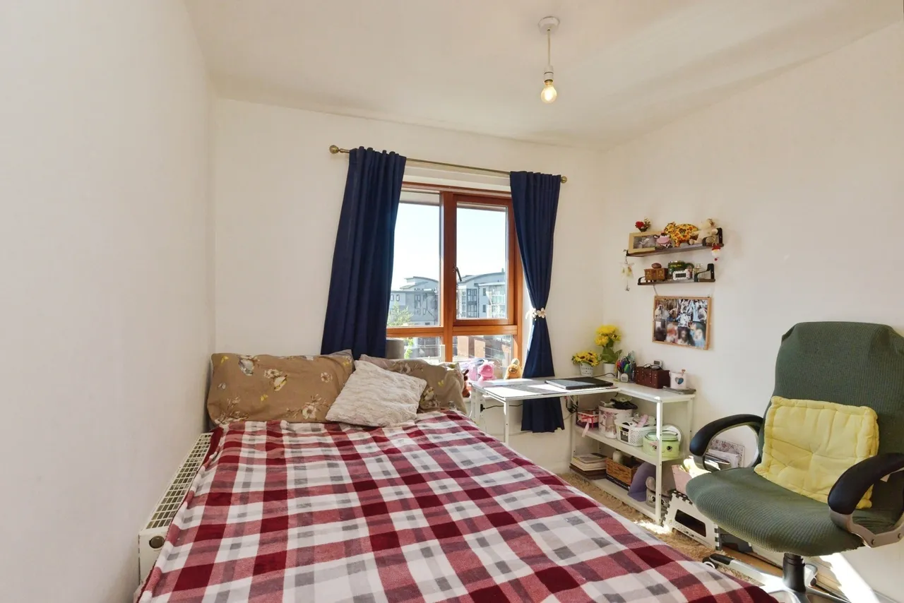 Reynolds Place, Grange Farm, Milton Keynes, Buckinghamshire, MK8, photo 13