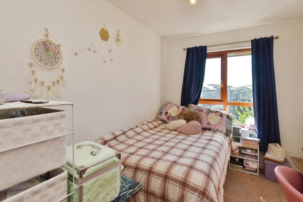 Reynolds Place, Grange Farm, Milton Keynes, Buckinghamshire, MK8, photo 11