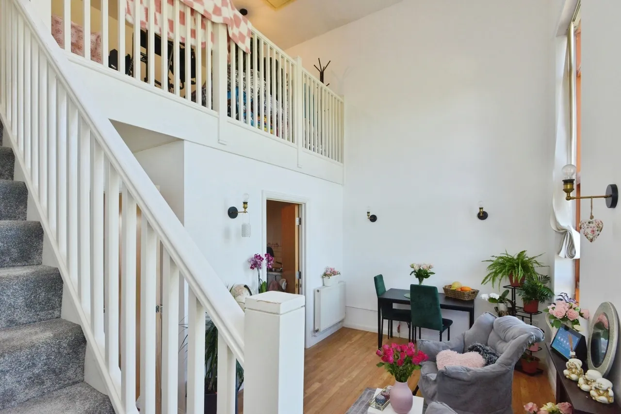 Reynolds Place, Grange Farm, Milton Keynes, Buckinghamshire, MK8, photo 5