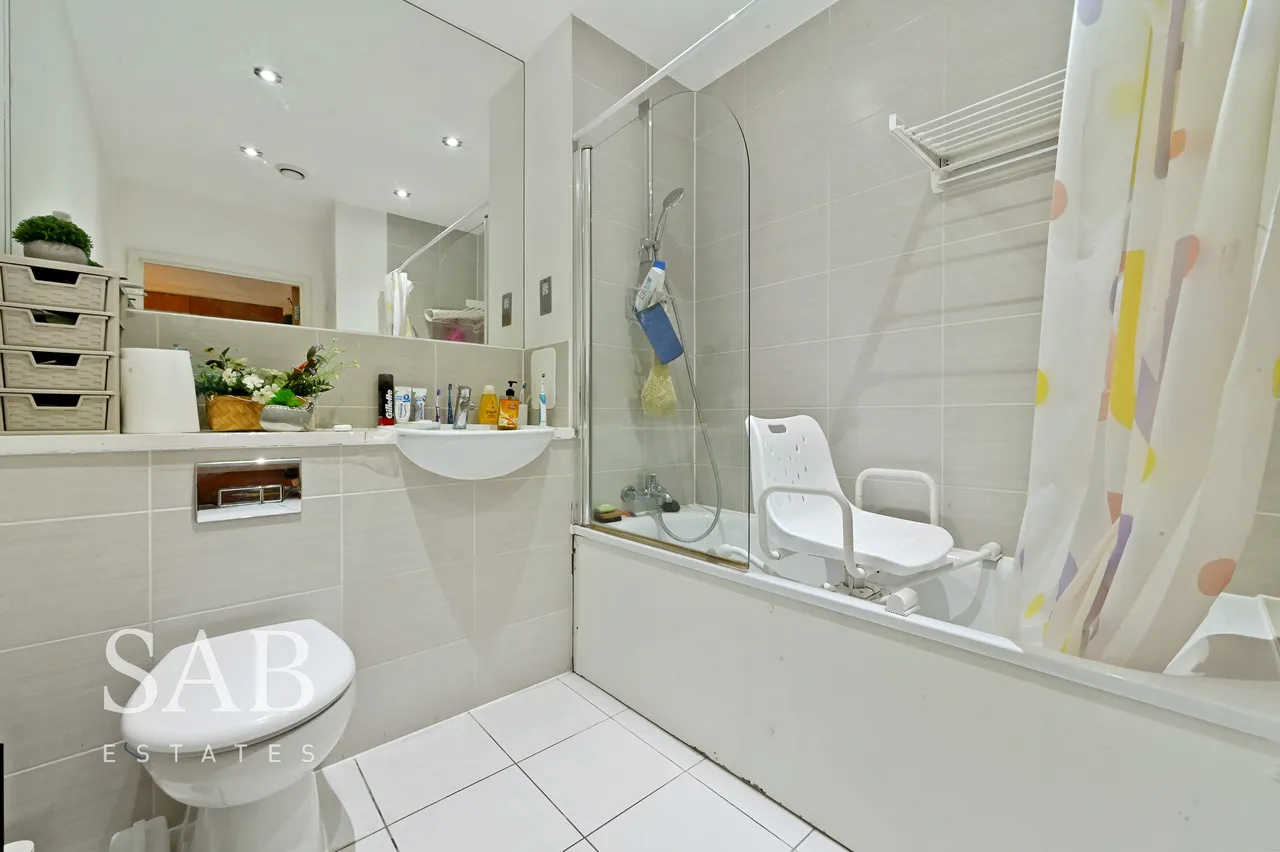 Rectory Park Avenue, Northolt, UB5, photo 6