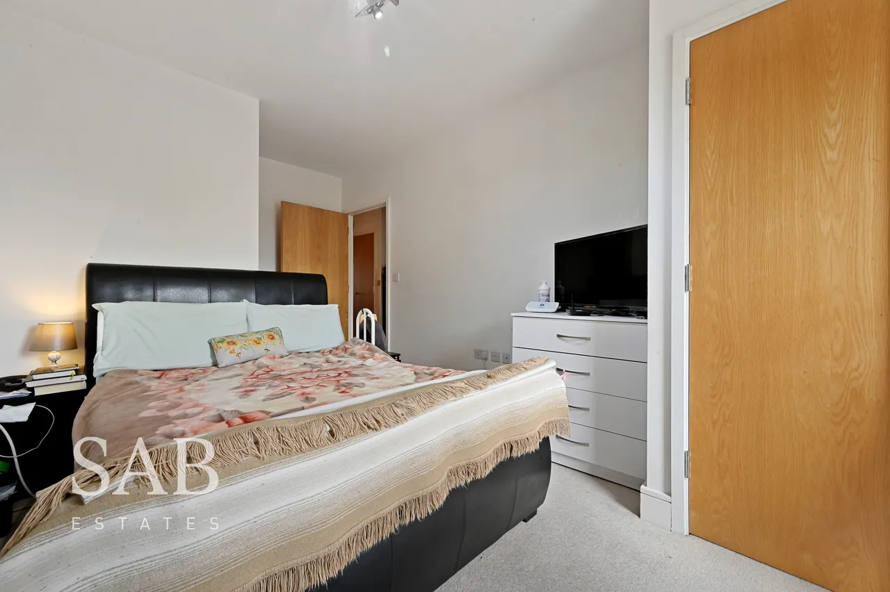 Rectory Park Avenue, Northolt, UB5, photo 4