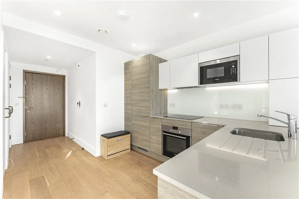 Kingsland High Street, London, E8, photo 10