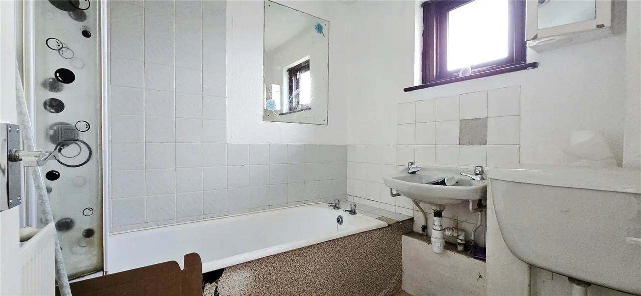 Dinam Road, Caergeiliog, LL65, photo 7