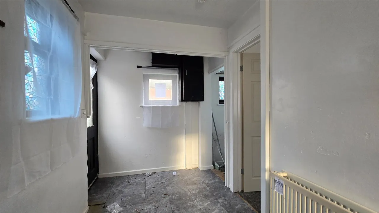 Dinam Road, Caergeiliog, LL65, photo 6