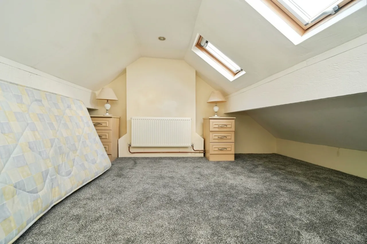 Harcourt Street, Farnworth, BL4, photo 17