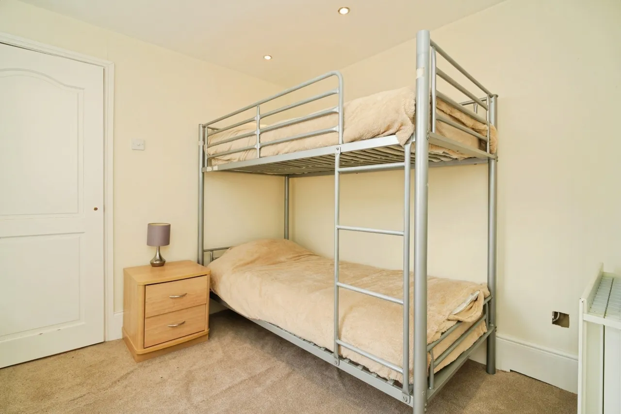 Harcourt Street, Farnworth, BL4, photo 14