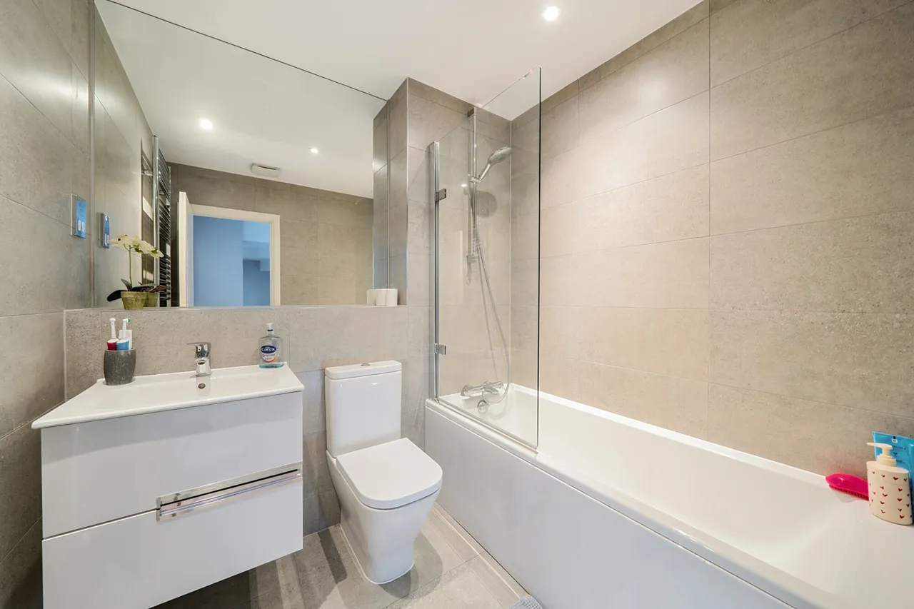 Royal Quay, Harefield, UB9, photo 9