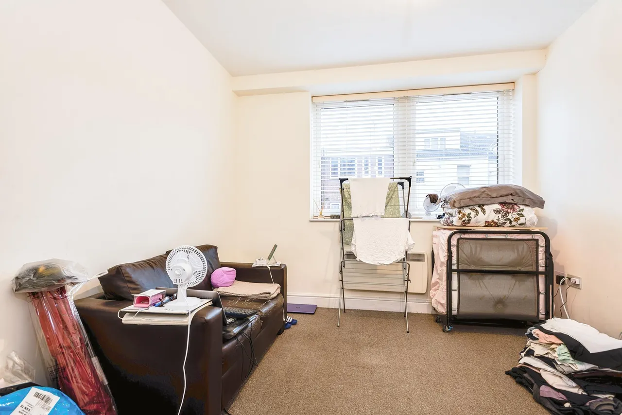 Electra House, Farnsby Street, Swindon, Wiltshire, SN1, photo 4