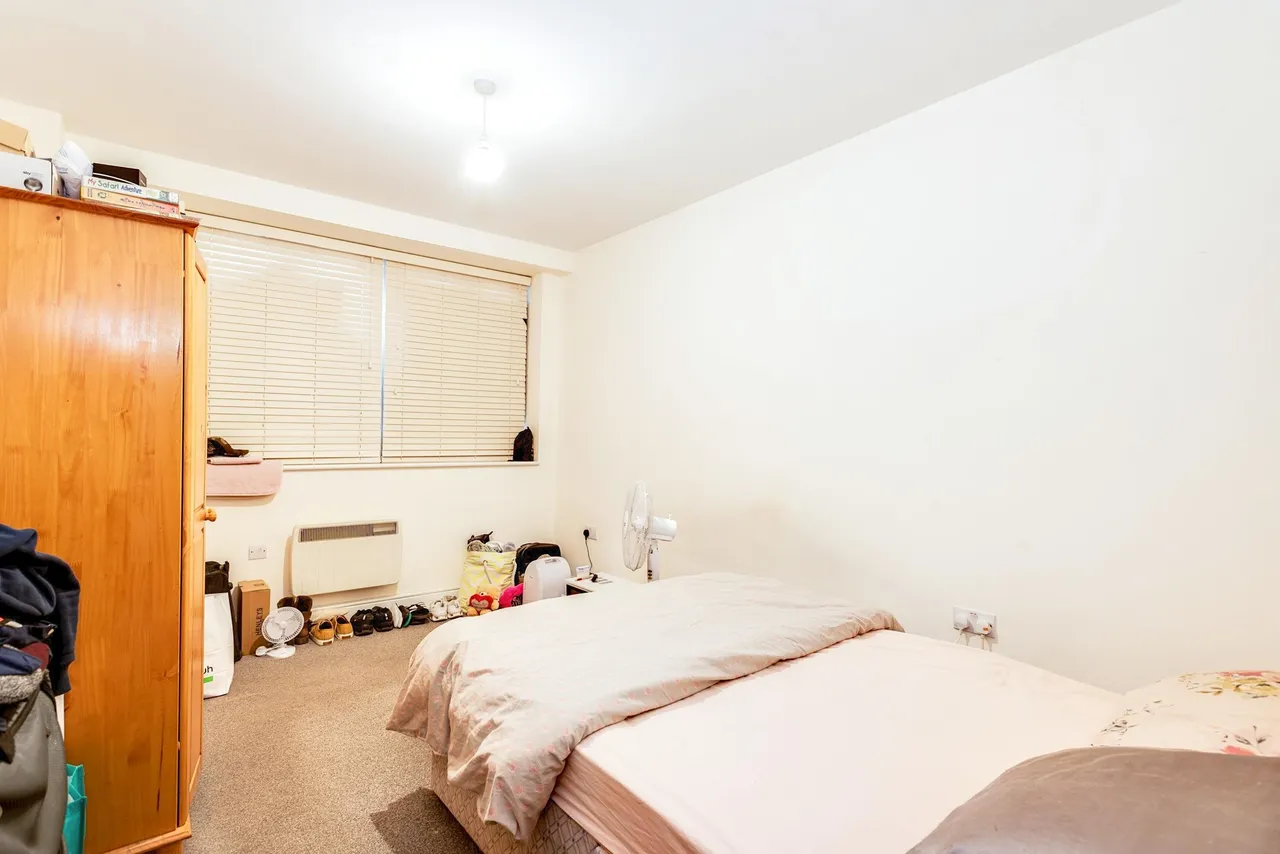 Electra House, Farnsby Street, Swindon, Wiltshire, SN1, photo 6