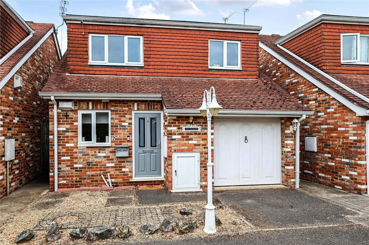 Worcester Drive, Ashford, TW15, photo 11