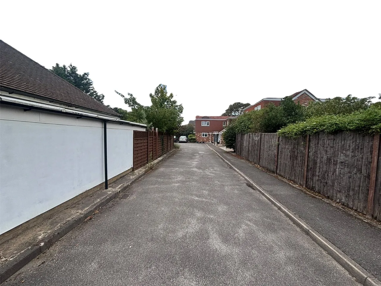 Worcester Drive, Ashford, TW15, photo 12