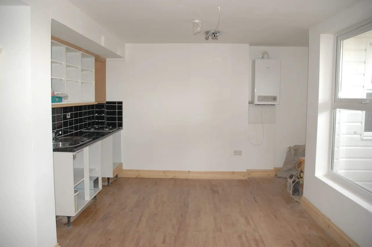 Flat H, 50 St Leonards Street, London, photo 11