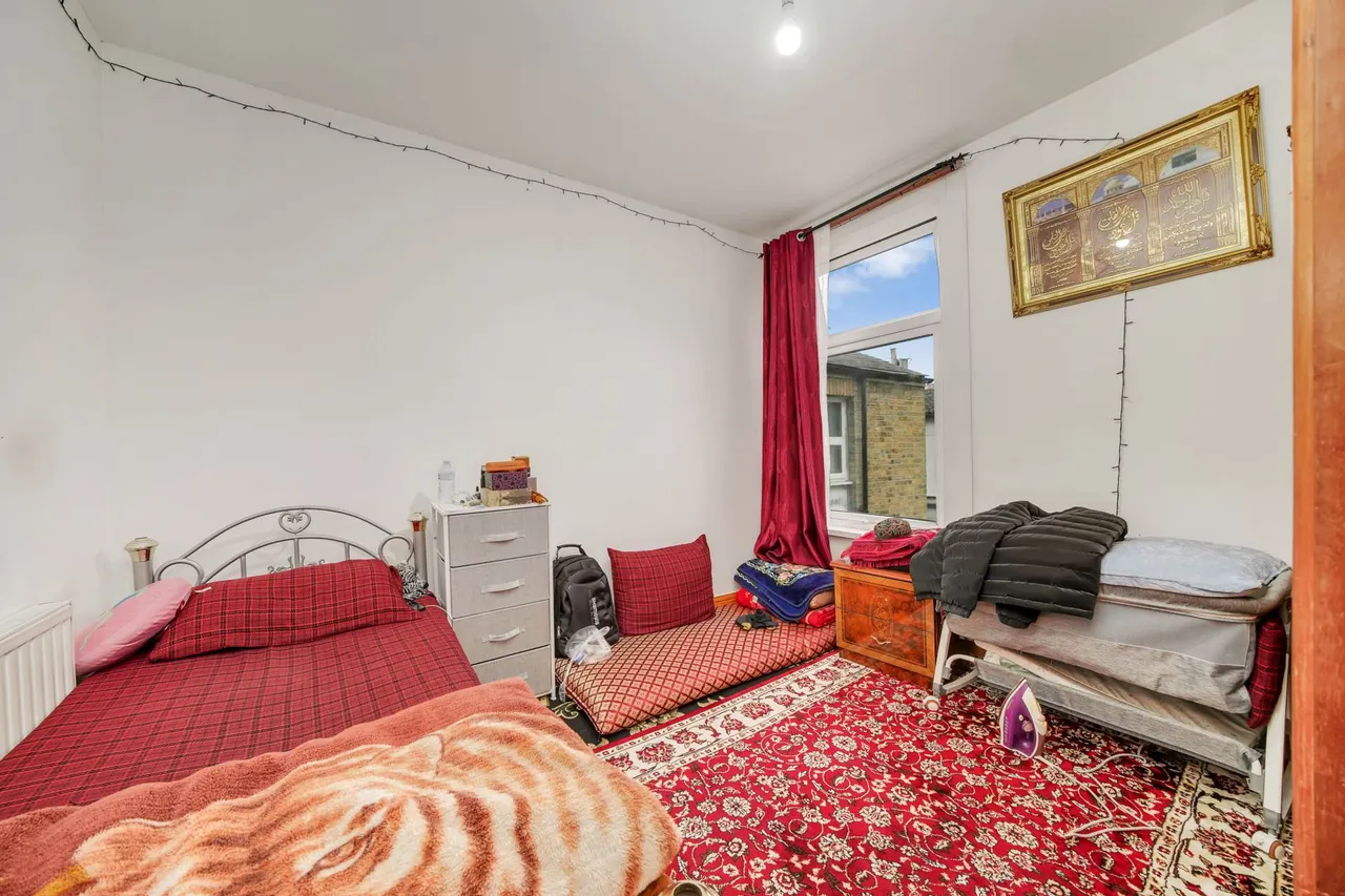 Capworth Street, Leyton, E10, photo 14