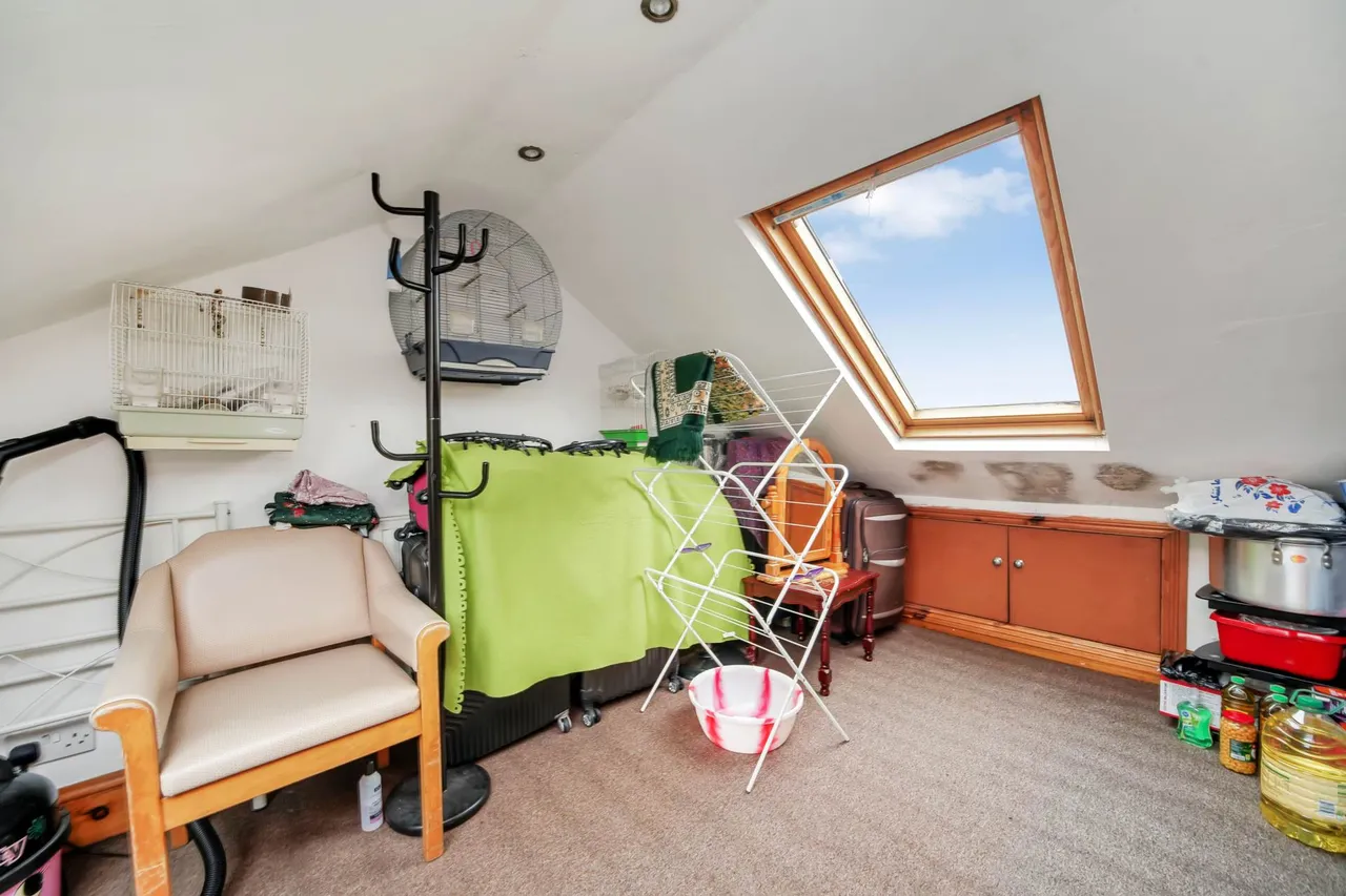 Capworth Street, Leyton, E10, photo 17