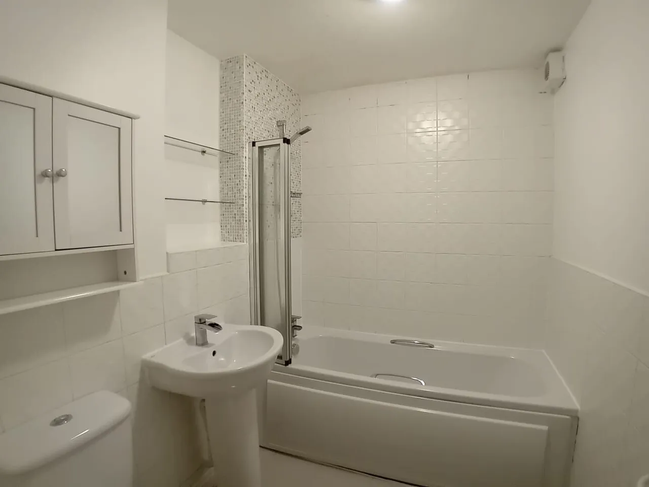 Rubys Walk, Fernwood, NG24, photo 5