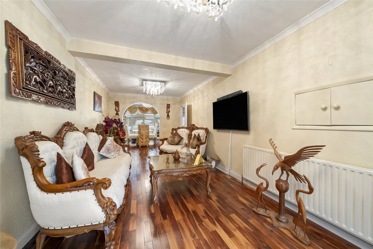 Cottimore Avenue, Walton on Thames, KT12, photo 23