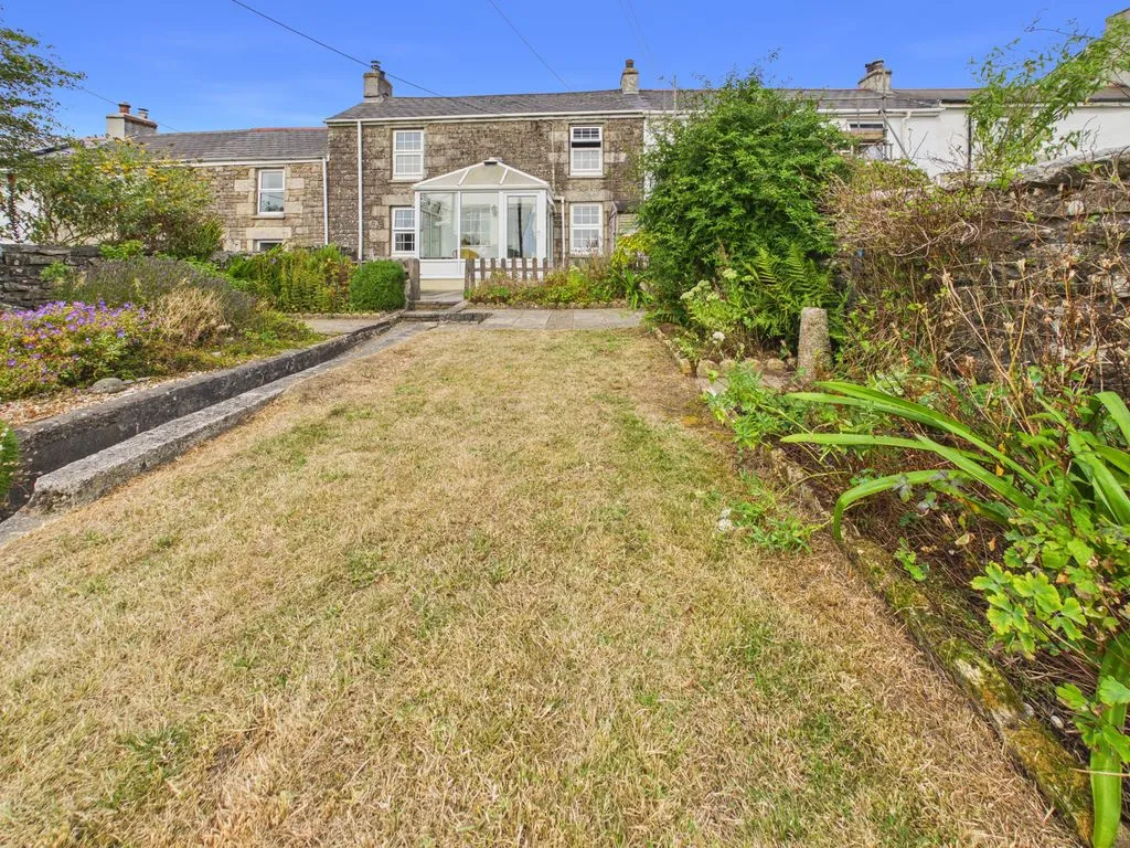 Stithians Row Four Lanes, Redruth, photo 2