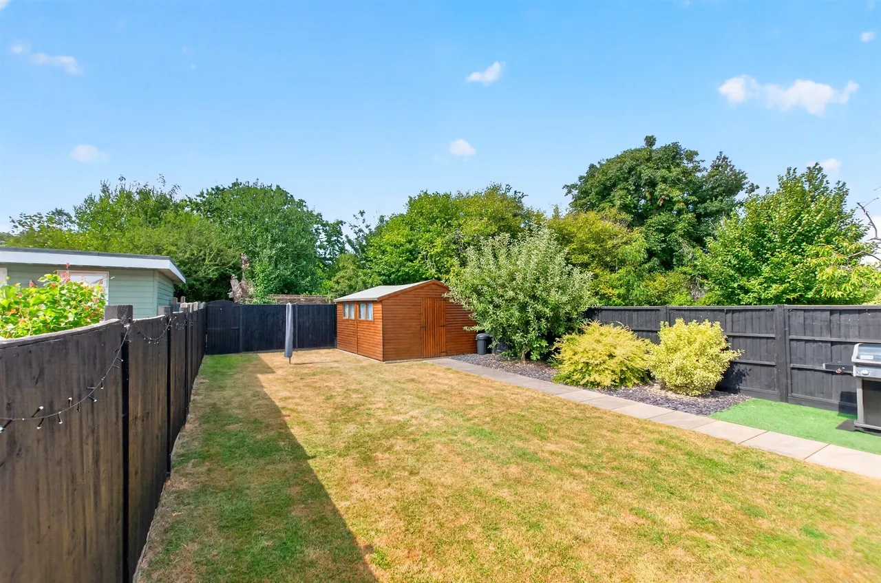 Roestock Gardens, Colney Heath, AL4, photo 17
