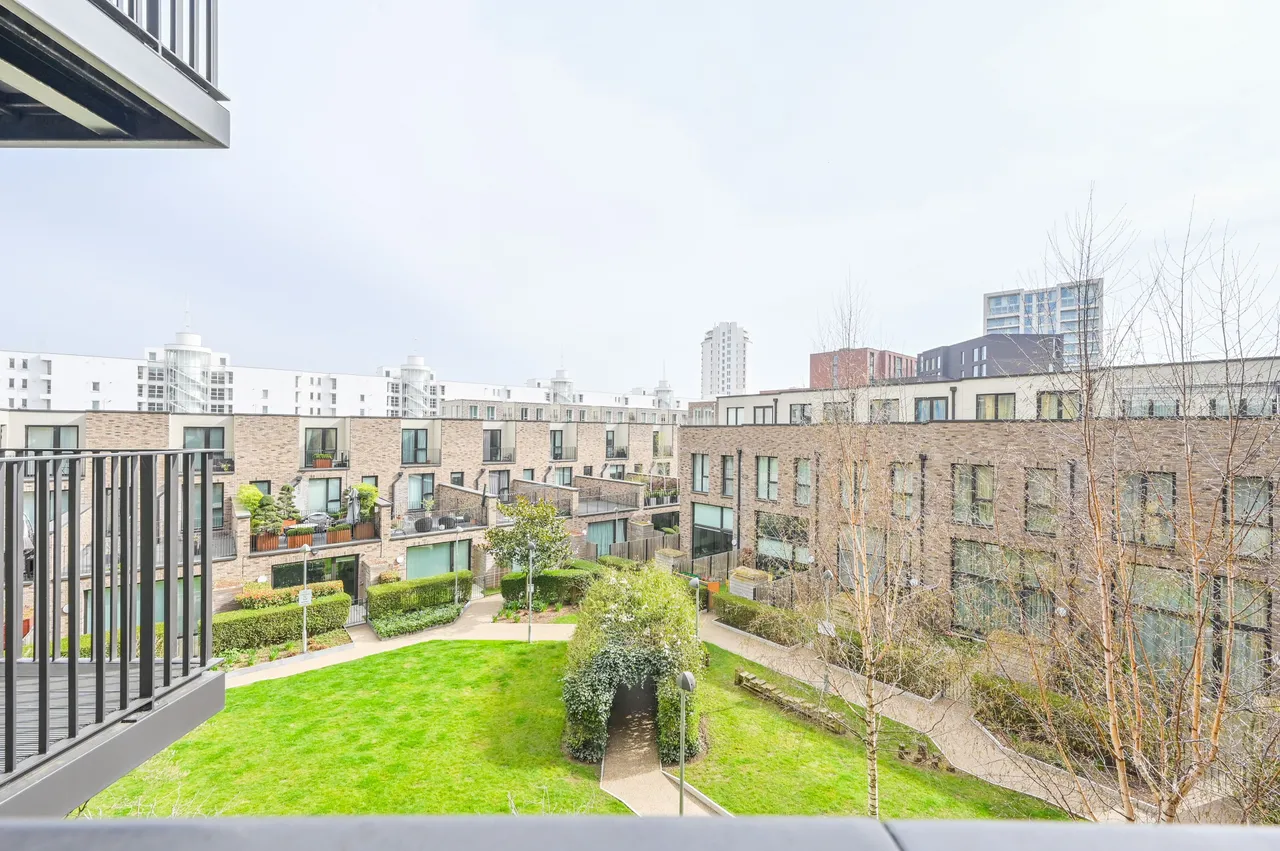 London, E16, photo 6