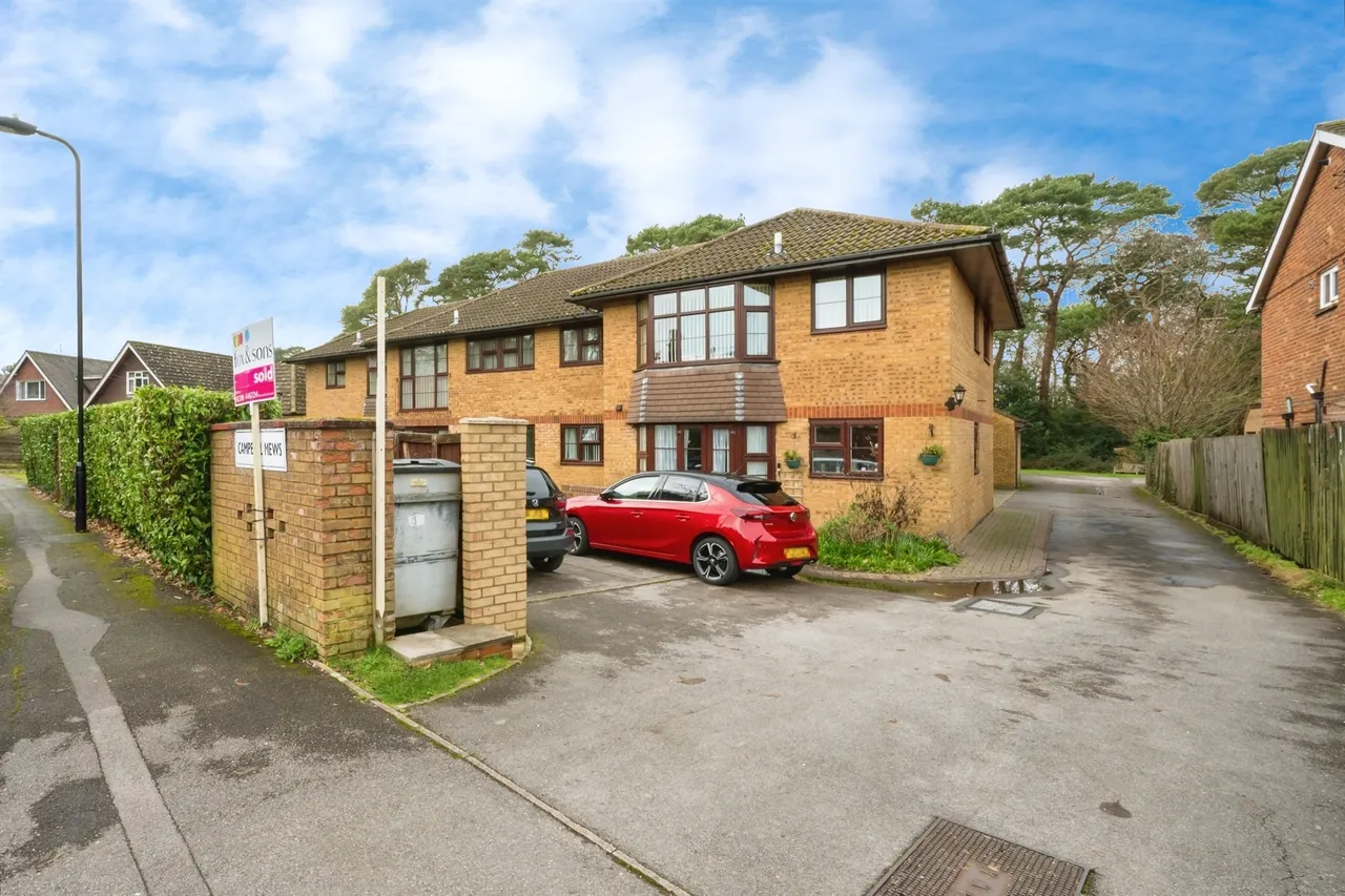 Pine Drive, Southampton, photo 11