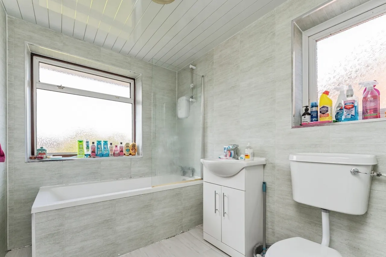 Knottingley Drive, Great Sutton, CH66, photo 2