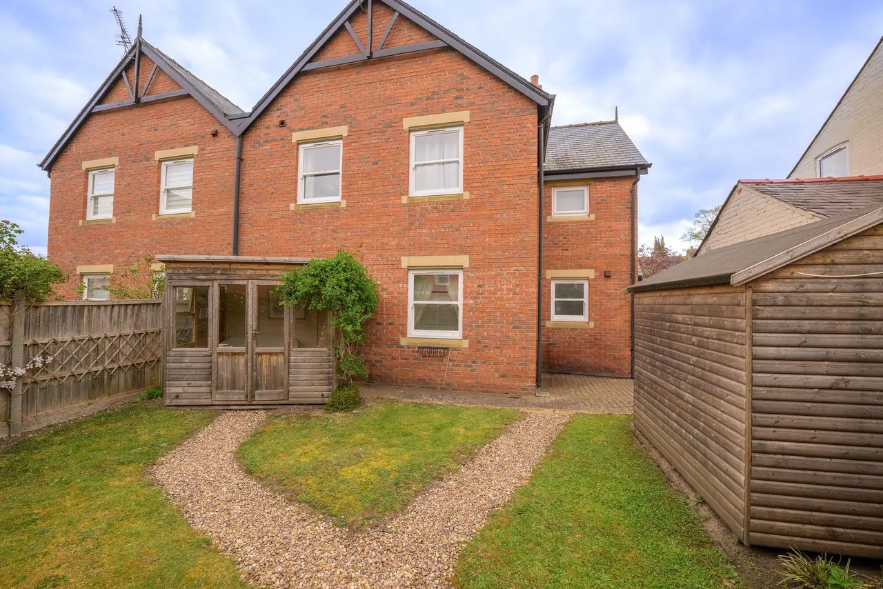 Tattershall Road, LN10, photo 13