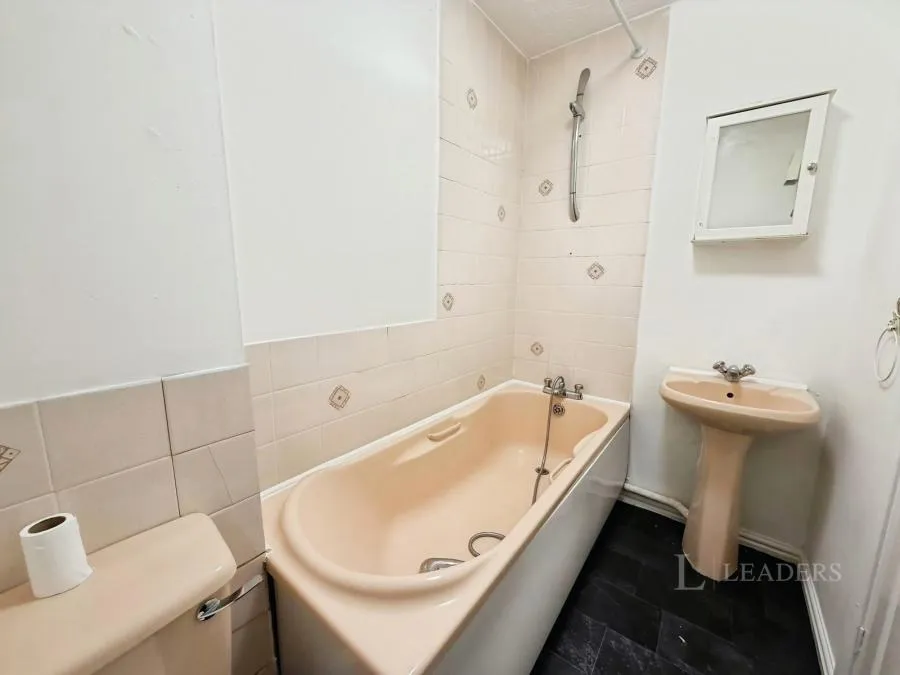 Cromer Way, Luton, LU2, photo 11
