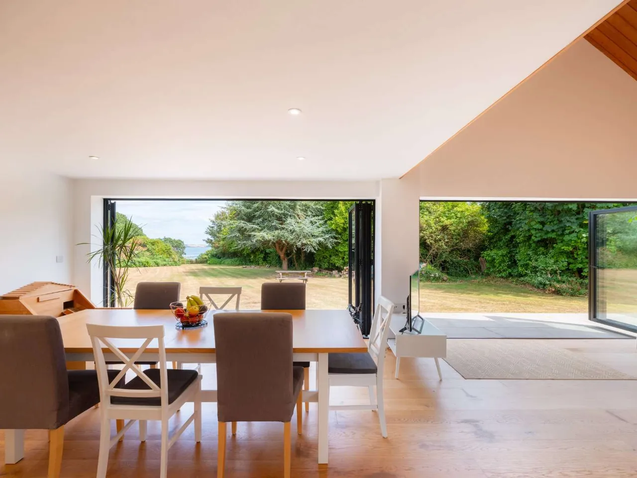 Carlidnack Lane, Mawnan Smith, Falmouth, Cornwall, TR11 5HE, photo 6