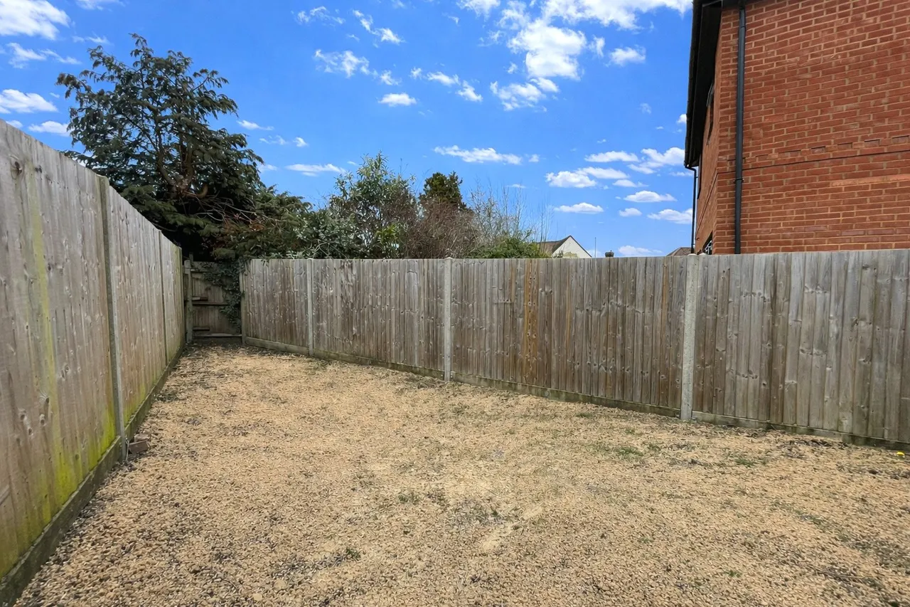 Ash Street, Ash, GU12, photo 8