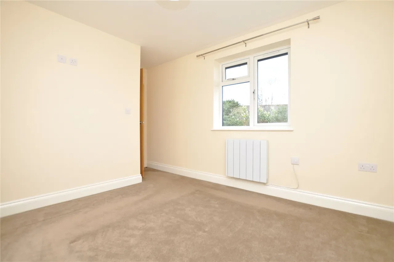 Ash Street, Ash, GU12, photo 7