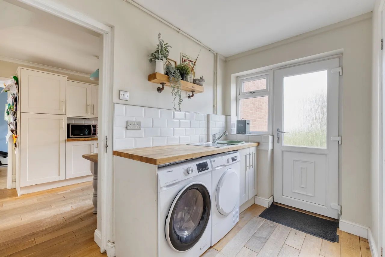 North Brook Road, Tarporley, photo 12